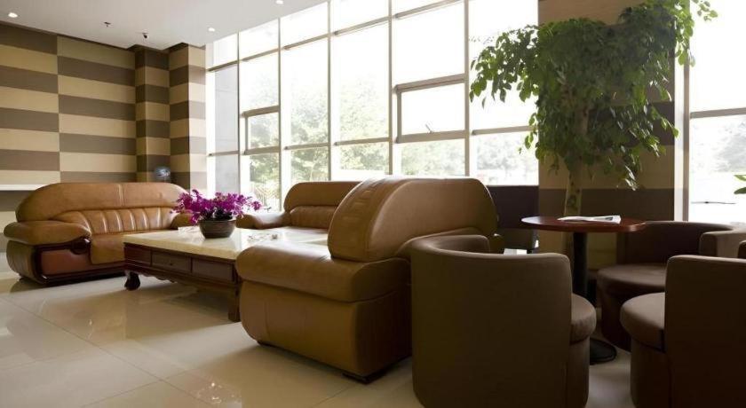 Greentree Inn Jining Yanzhou Jiuzhou Fangyuan Business Hotel Buitenkant foto