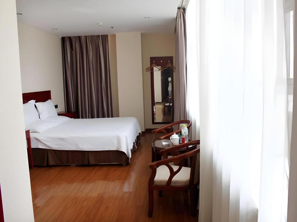 Greentree Inn Jining Yanzhou Jiuzhou Fangyuan Business Hotel Buitenkant foto